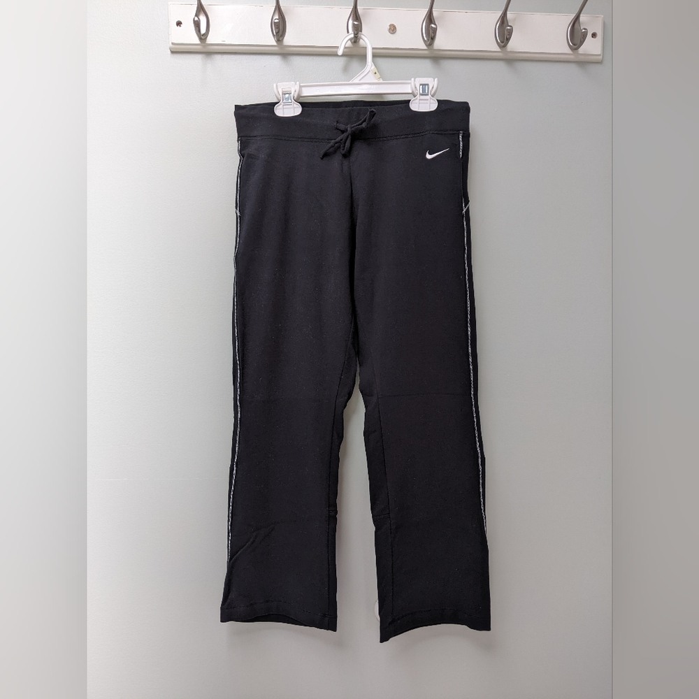 Nike Capri exercise pants
